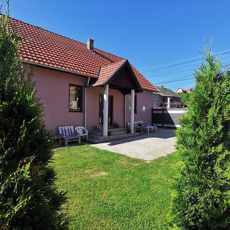 Apartmani La Grande Motte Vrdnik Eksteriør bilde