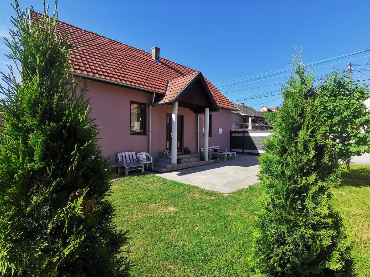 Apartmani La Grande Motte Vrdnik Eksteriør bilde